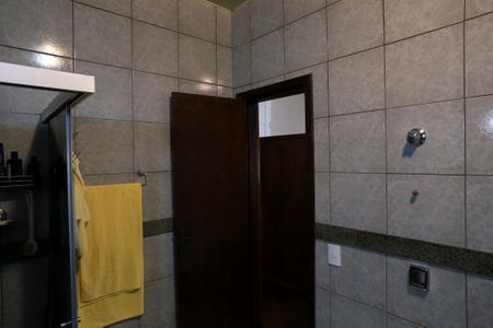 Casa à venda com 360m², 4 quartos e 5 vagas Casa à venda com 360m², 4 quartos e 5 vagasBanheiro da Suíte 3