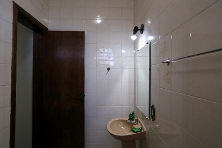 Casa à venda com 360m², 4 quartos e 5 vagas Casa à venda com 360m², 4 quartos e 5 vagasBanheiro da Suíte 2