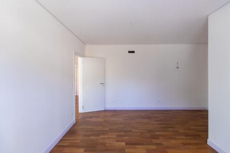 Casa de condomínio para alugar com 380m², 4 quartos e 4 vagasSuíte 1