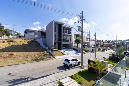 Casa de condomínio para alugar com 380m², 4 quartos e 4 vagasVista da Varanda da Suíte 1