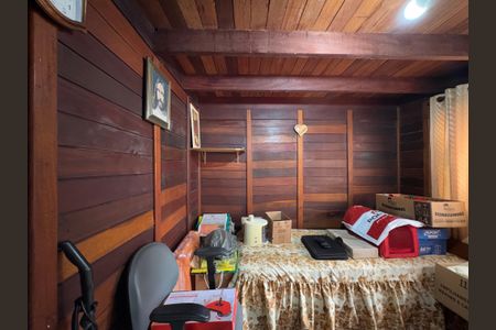 Casa para alugar com 400m², 4 quartos e 3 vagas Casa para alugar com 400m², 4 quartos e 3 vagasQuarto da Edícula
