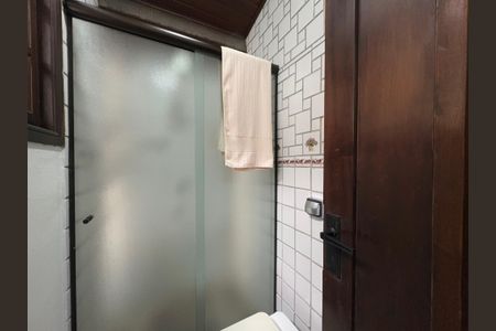 Casa para alugar com 400m², 4 quartos e 3 vagas Casa para alugar com 400m², 4 quartos e 3 vagasBanheiro Social