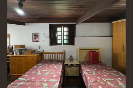 Casa para alugar com 400m², 4 quartos e 3 vagas Casa para alugar com 400m², 4 quartos e 3 vagasQuarto 2