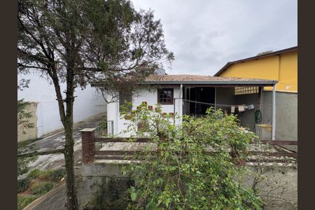 Casa para alugar com 400m², 4 quartos e 3 vagas Casa para alugar com 400m², 4 quartos e 3 vagasVista do Sótão da Edícula