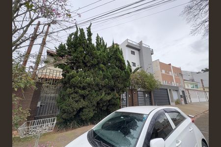 Casa para alugar com 400m², 4 quartos e 3 vagas Casa para alugar com 400m², 4 quartos e 3 vagasFachada