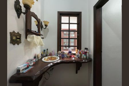 Casa para alugar com 400m², 4 quartos e 3 vagas Casa para alugar com 400m², 4 quartos e 3 vagasBanheiro Social
