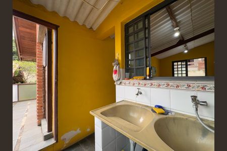 Casa para alugar com 400m², 4 quartos e 3 vagas Casa para alugar com 400m², 4 quartos e 3 vagasÁrea de Serviço da Edícula