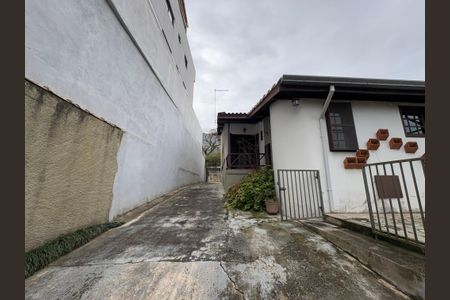 Casa para alugar com 400m², 4 quartos e 3 vagas Casa para alugar com 400m², 4 quartos e 3 vagasÁrea Externa