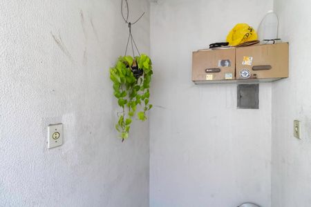 Apartamento à venda com 60m², 2 quartos e 1 vagaÁrea de Serviço