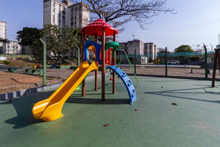 Apartamento à venda com 60m², 2 quartos e 1 vagaÁrea comum - Playground