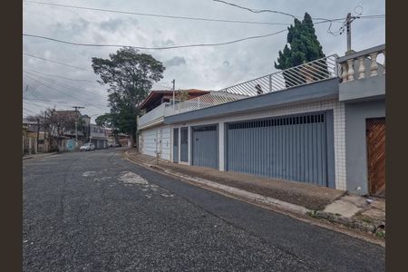 Casa para alugar com 150m², 3 quartos e 2 vagasFachada