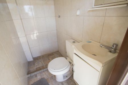 Casa à venda com 170m², 2 quartos e 1 vaga Casa à venda com 170m², 2 quartos e 1 vagaBanheiro do Terraço