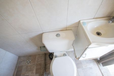 Casa à venda com 170m², 2 quartos e 1 vaga Casa à venda com 170m², 2 quartos e 1 vagaBanheiro do Terraço