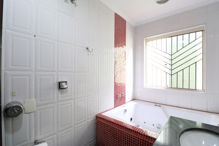 Casa à venda com 251m², 3 quartos e 3 vagasBanheiro da Suíte 3