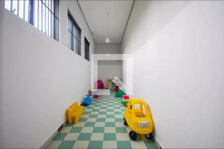 Apartamento à venda com 211m², 3 quartos e 3 vagas Apartamento à venda com 211m², 3 quartos e 3 vagasBrinquedoteca