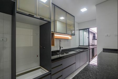 Apartamento à venda com 90m², 3 quartos e 2 vagas Apartamento à venda com 90m², 3 quartos e 2 vagasCozinha