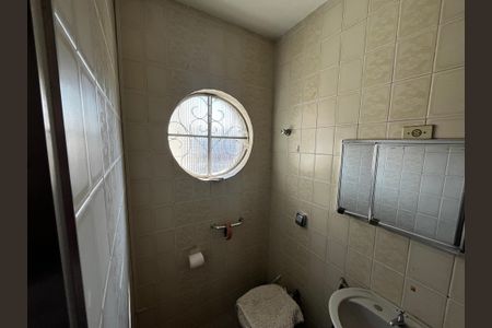 Casa à venda com 125m², 3 quartos e 2 vagasBanheiro