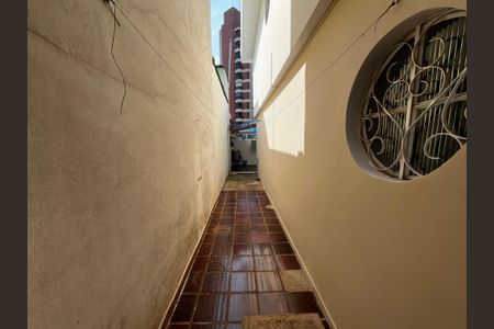 Casa à venda com 125m², 3 quartos e 2 vagasCorredor