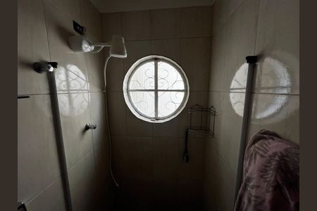 Casa à venda com 125m², 3 quartos e 2 vagasBanheiro 2