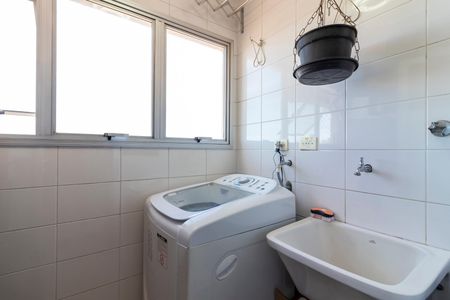 Apartamento à venda com 76m², 2 quartos e 1 vaga Apartamento à venda com 76m², 2 quartos e 1 vagaÁrea de Serviço