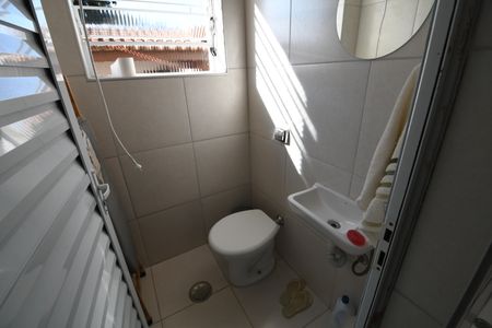 Casa à venda com 207m², 4 quartos e 2 vagasBanheiro de serviço