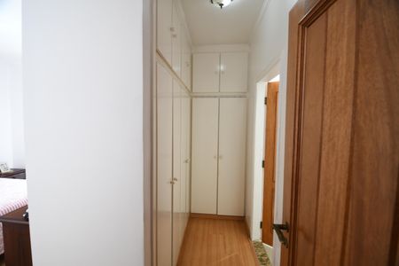 Casa à venda com 207m², 4 quartos e 2 vagasQuarto 4 - Suíte