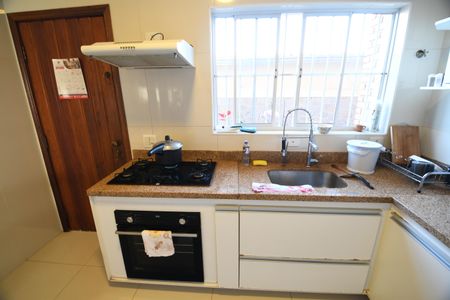 Casa à venda com 207m², 4 quartos e 2 vagasCozinha