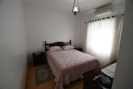 Casa à venda com 207m², 4 quartos e 2 vagasQuarto 4 - Suíte