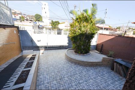 Casa à venda com 170m², 4 quartos e 3 vagasEntrada