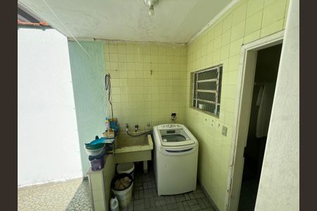 Casa à venda com 200m², 4 quartos e 4 vagasÁrea de Serviço