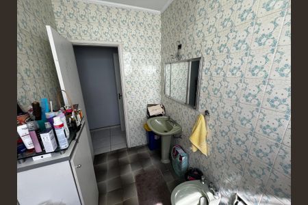 Casa à venda com 200m², 4 quartos e 4 vagasBanheiro da Suíte