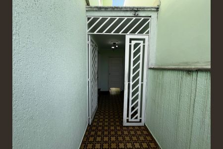 Casa à venda com 200m², 4 quartos e 4 vagasEntrada