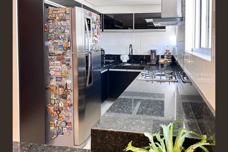 Apartamento à venda com 130m², 2 quartos e 2 vagasCozinha