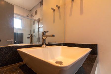 Apartamento à venda com 210m², 3 quartos e 3 vagasBanheiro suíte 3