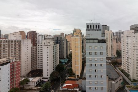 Apartamento à venda com 210m², 3 quartos e 3 vagasVista da Suíte 1