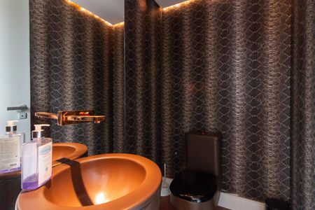 Apartamento à venda com 210m², 3 quartos e 3 vagasLavabo