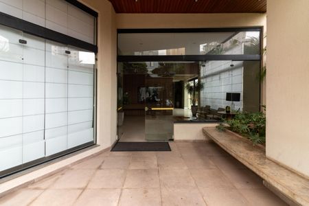 Apartamento à venda com 210m², 3 quartos e 3 vagasEntrada