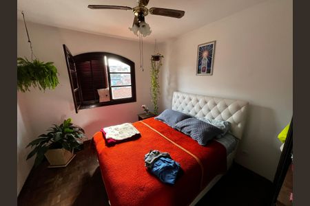 Casa à venda com 132m², 3 quartos e 6 vagasQuarto 2