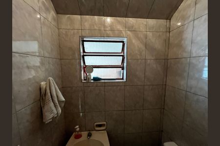 Casa à venda com 132m², 3 quartos e 6 vagasBanheiro de Serviço