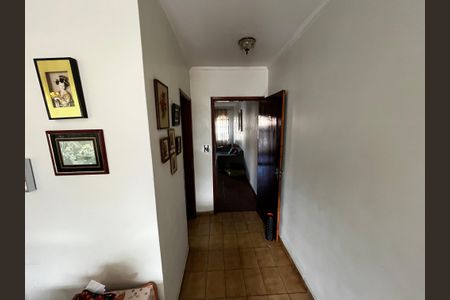 Casa à venda com 132m², 3 quartos e 6 vagasCopa
