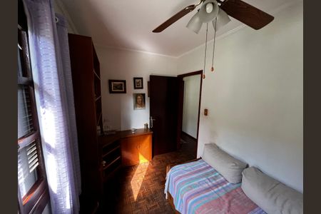 Casa à venda com 132m², 3 quartos e 6 vagasQuarto 1