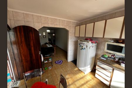 Casa à venda com 132m², 3 quartos e 6 vagasCozinha