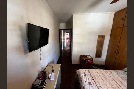 Casa à venda com 132m², 3 quartos e 6 vagasSuíte