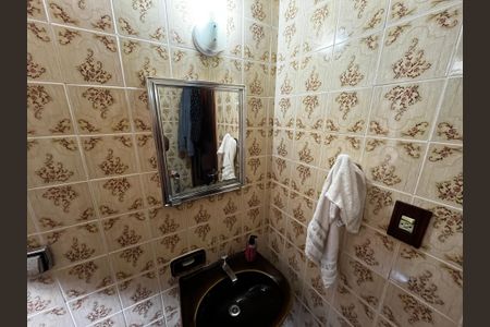 Casa à venda com 132m², 3 quartos e 6 vagasBanheiro da Suíte