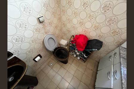 Casa à venda com 132m², 3 quartos e 6 vagasBanheiro Social