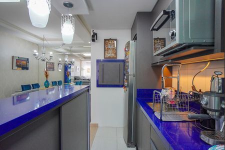 Apartamento à venda com 65m², 2 quartos e 2 vagasCozinha