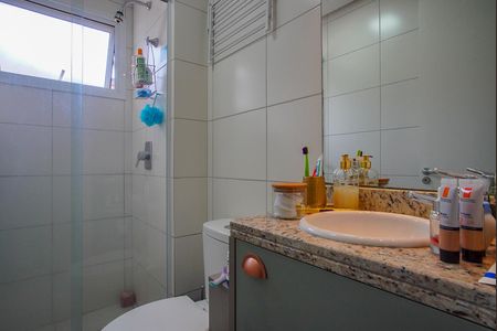 Apartamento à venda com 65m², 2 quartos e 2 vagasBanheiro Corredor