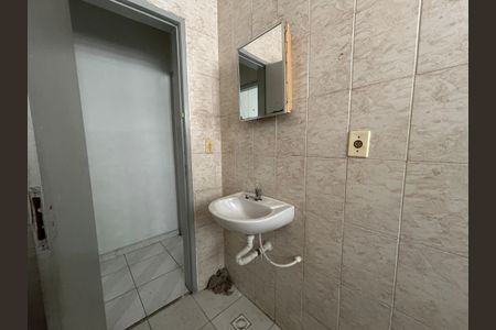 Casa à venda com 50m², 1 quarto e 1 vagaBanheiro