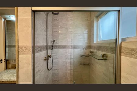 Apartamento para alugar com 115m², 3 quartos e 2 vagas Apartamento para alugar com 115m², 3 quartos e 2 vagasBanheiro