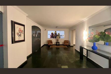 Apartamento para alugar com 115m², 3 quartos e 2 vagas Apartamento para alugar com 115m², 3 quartos e 2 vagasHall de Entrada